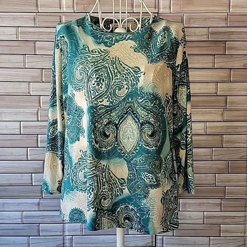 JM Collection blouse Damask Print In Cream and Teal Womens Size PS